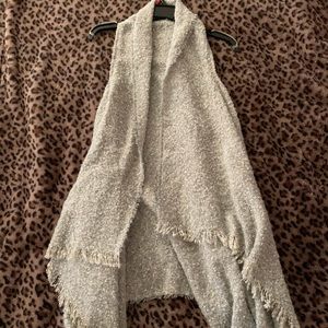 ⭐️ 3 for $20 Boutique Long Sleeveless Grey Sweater